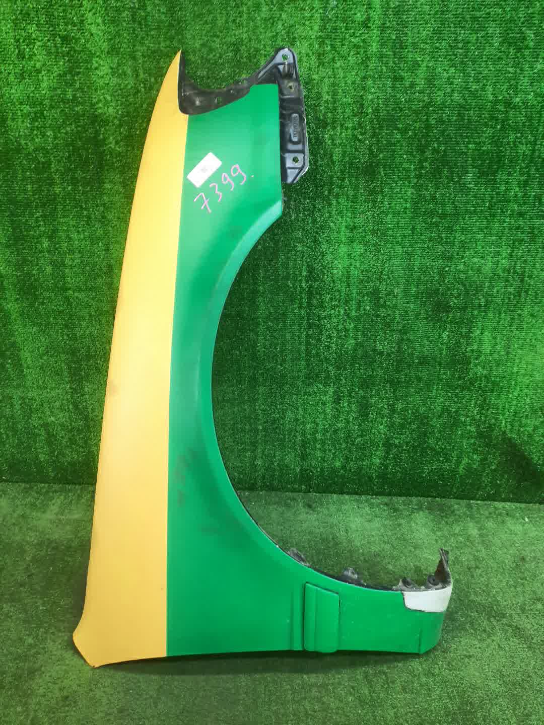 Крыло правое переднее TOYOTA COROLLA AE111, AE114, AE110, EE111, CE110, CE114 7399 1 ракурс