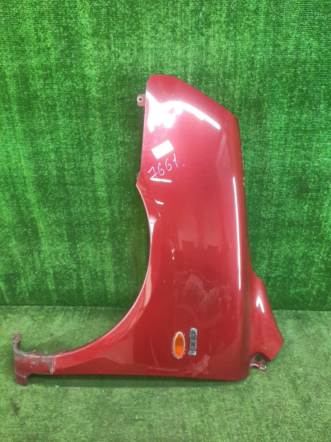 Крыло левое переднее MITSUBISHI DION CR9W 7661 1 ракурс