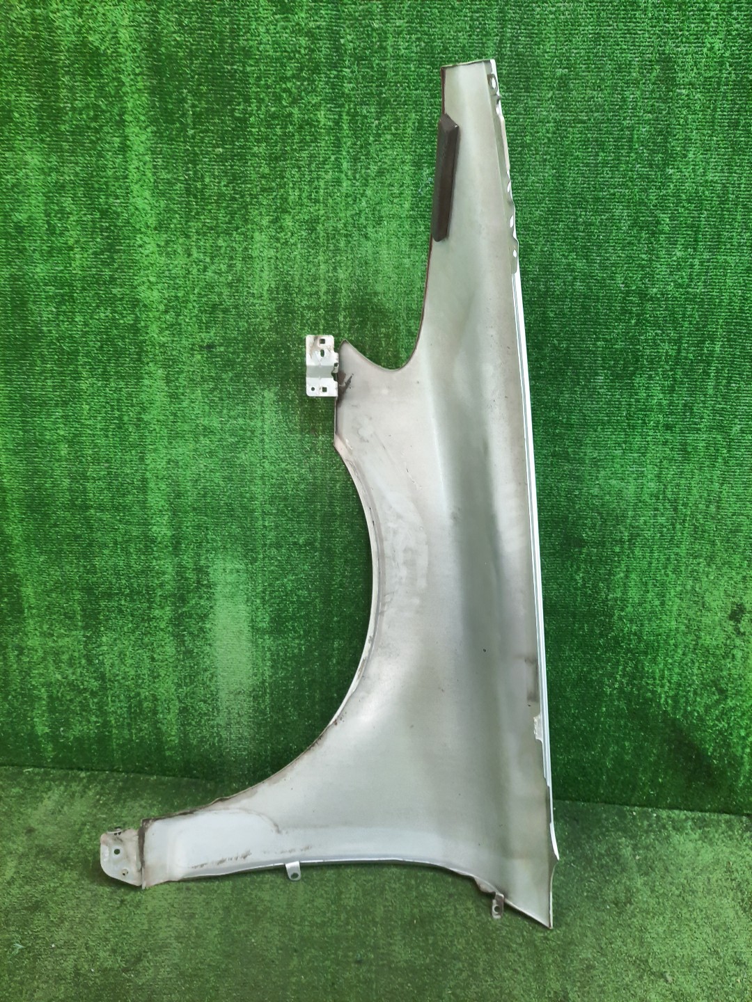 Крыло правое переднее VOLVO C70 MC67 7763 2 ракурс
