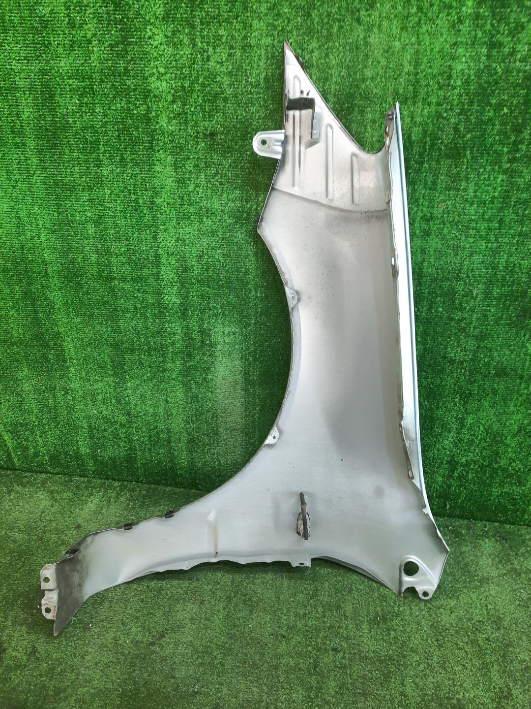 Крыло правое переднее MITSUBISHI LANCER CEDIA, LANCER CS2A, CS5W, CS5A, CS3W, CS9W, CS9A, CS1A, CS2W, CS2V, CS3A, CS6A 7769 4 ракурс