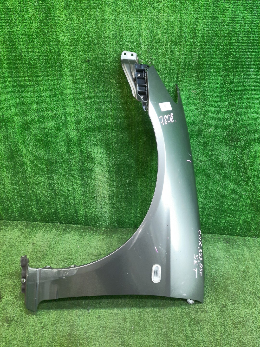 Крыло левое переднее HONDA CIVIC, CIVIC FERIO ES1, ES2, ES3, ES9, ET2 7808 1 ракурс Крыло левое переднее HONDA CIVIC, CIVIC FERIO ES1, ES2, ES3, ES9, ET2 7808 1 ракурс