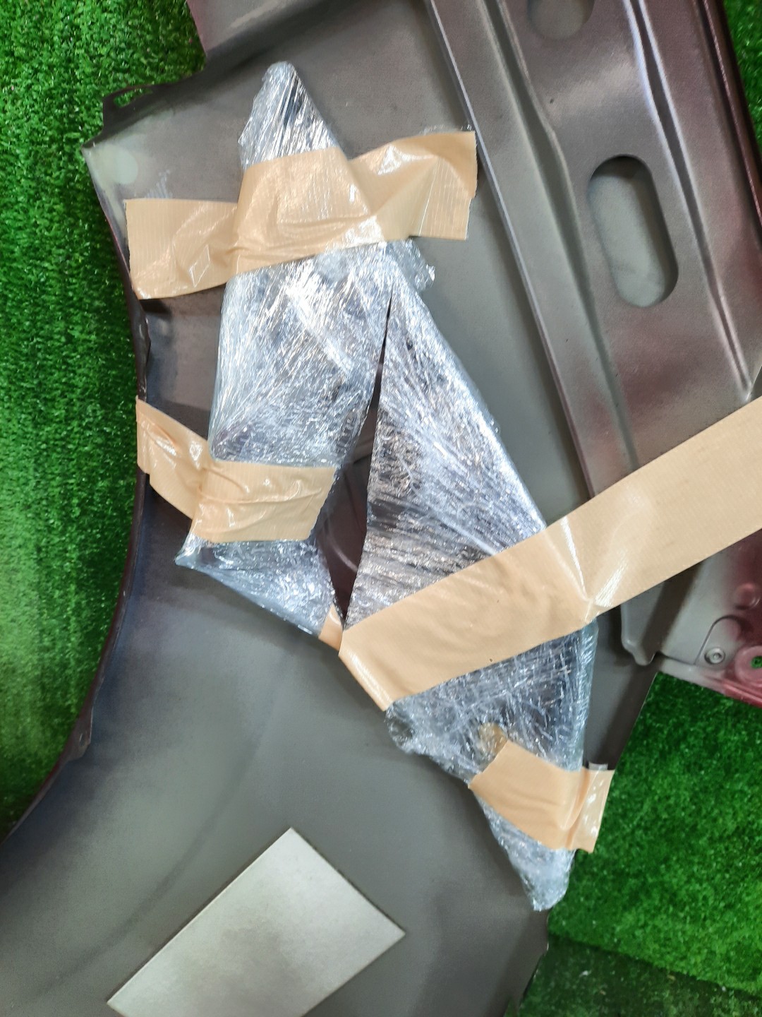 Крыло правое переднее NISSAN SERENA C27 7918 3 ракурс