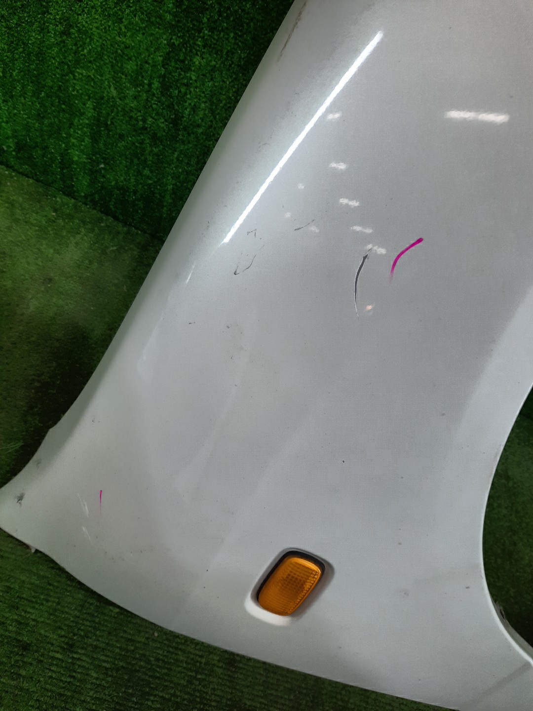 Крыло правое переднее NISSAN PRIMERA P11, WP11, QP11, HP11, HNP11, WQP11, WHP11, WHNP11 7984 3 ракурс Крыло правое переднее NISSAN PRIMERA P11, WP11, QP11, HP11, HNP11, WQP11, WHP11, WHNP11 7984 3 ракурс