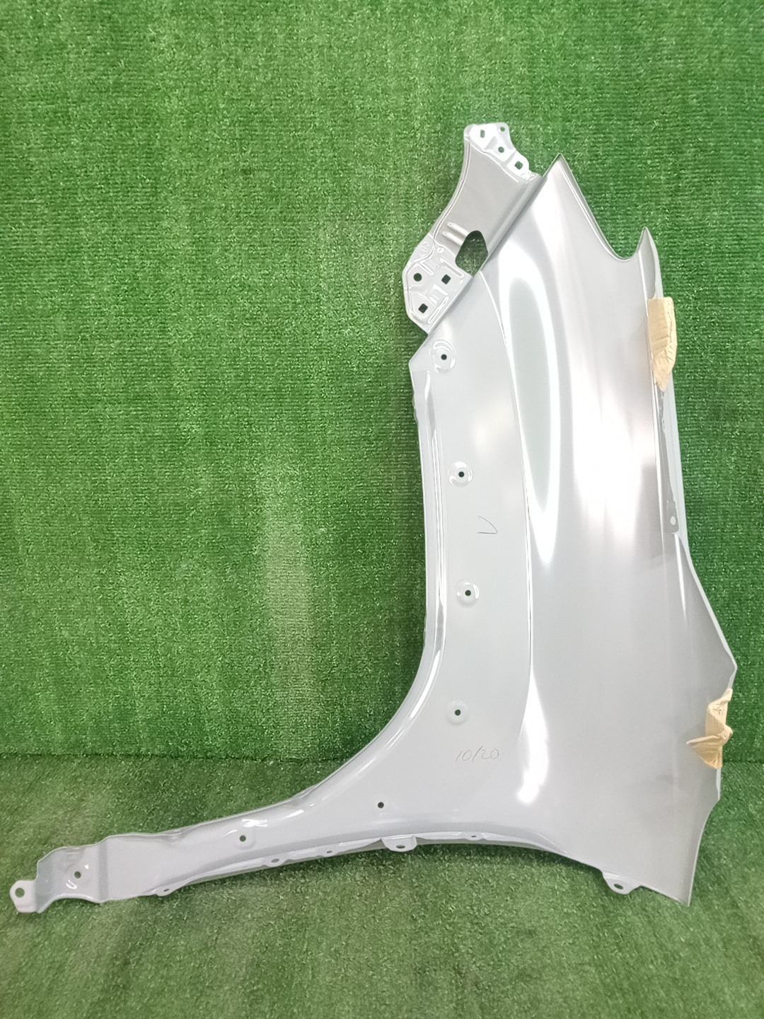 Крыло правое переднее TOYOTA YARIS CROSS MXPJ10, MXPJ15, MXPB10, MXPB15 53811-K2010 2 ракурс