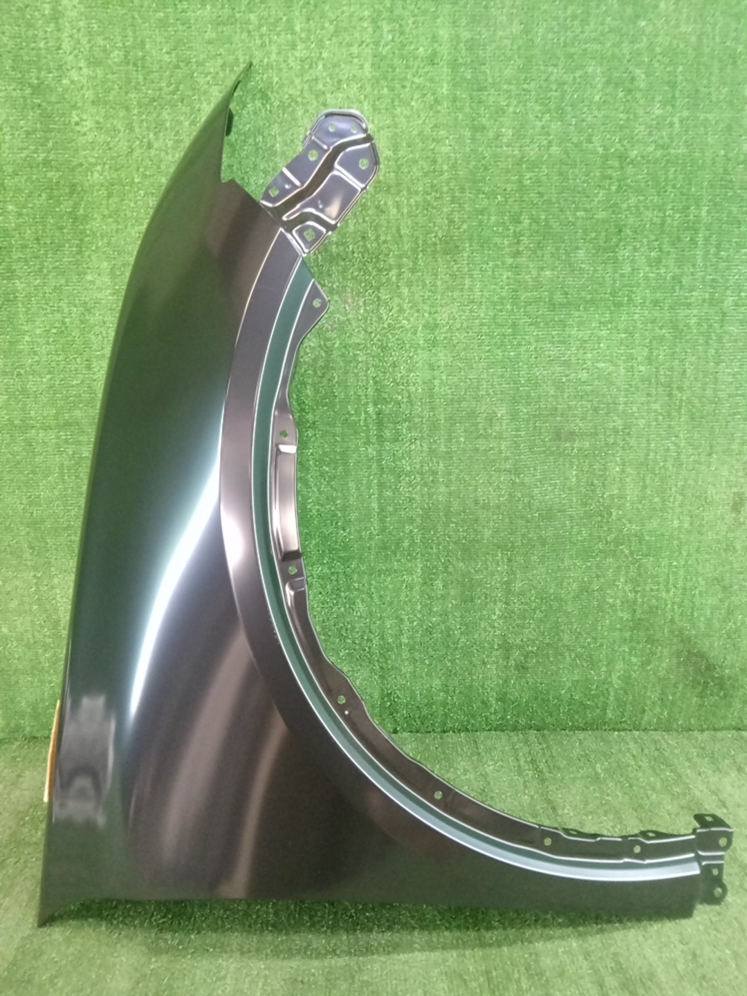 Крыло правое переднее TOYOTA CROWN AZSH36W 53801-30B10 1 ракурс