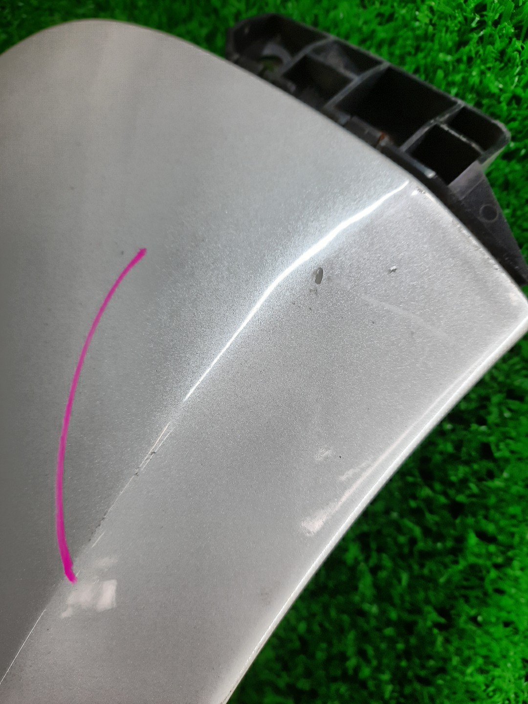 Крыло правое переднее MITSUBISHI GRANDIS NA4W 8163 4 ракурс