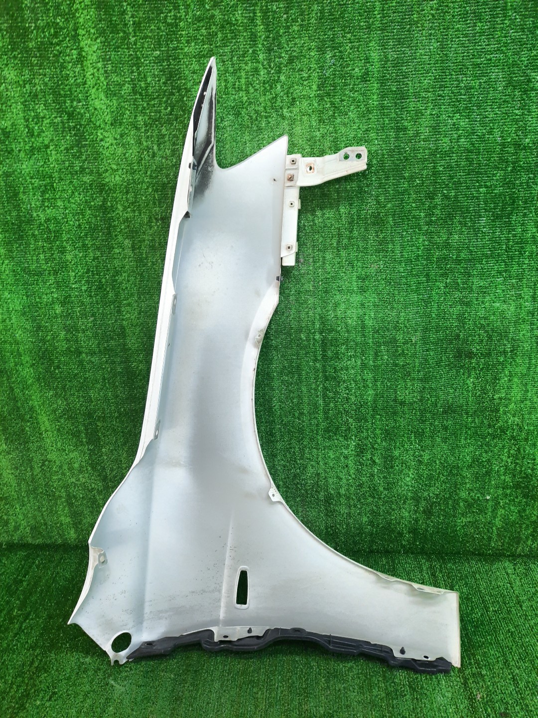 Крыло левое переднее MITSUBISHI LANCER, GALANT FORTIS CY4A, CY2A, CY3A, CY6A, CX6A, CX4A, CX3A 8190 3 ракурс