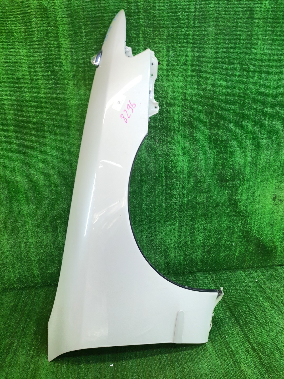 Крыло правое переднее TOYOTA CHASER GX90, JZX90, SX90, JZX91, JZX93, LX90 8296 1 ракурс