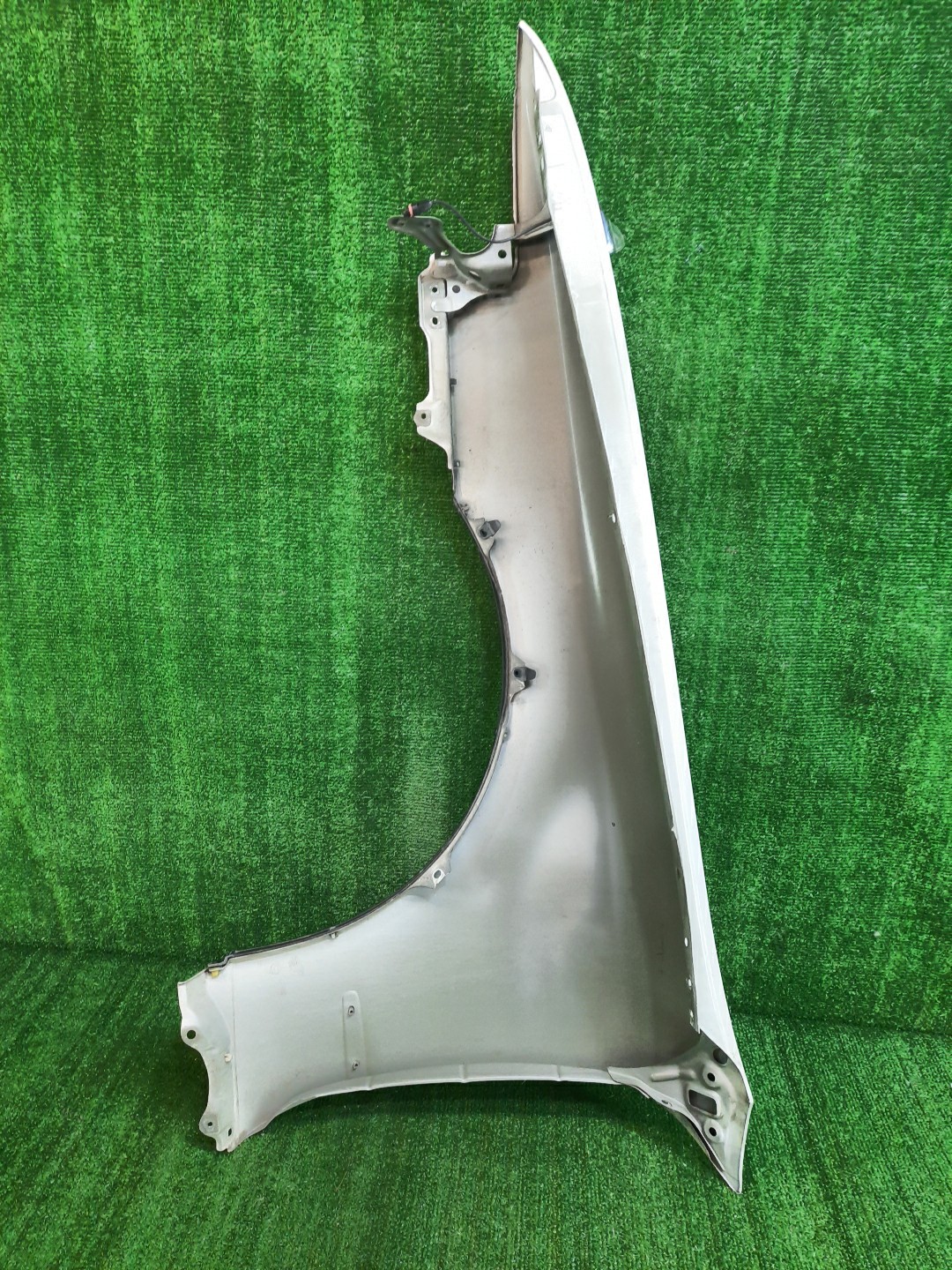 Крыло правое переднее TOYOTA CHASER GX90, JZX90, SX90, JZX91, JZX93, LX90 8296 2 ракурс