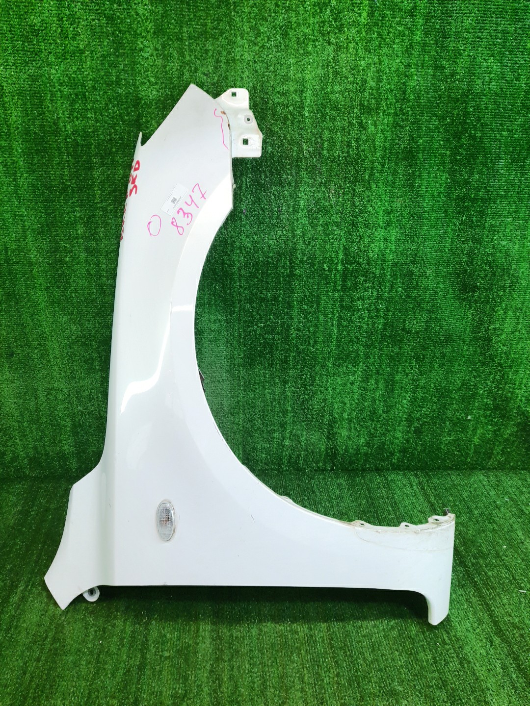Крыло правое переднее MAZDA AXELA, MAZDA 3, 3 BK5P, BK3P, BKEP, BK WAGON 1 ракурс