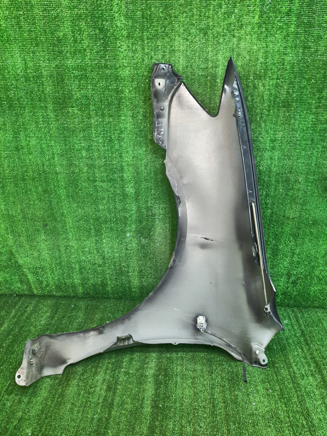 Крыло правое переднее TOYOTA COROLLA FIELDER ZZE122G 8447 3 ракурс