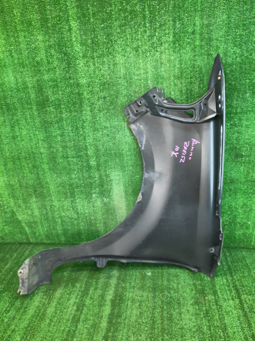 Крыло правое переднее TOYOTA COROLLA RUMION ZRE152N 8455 4 ракурс