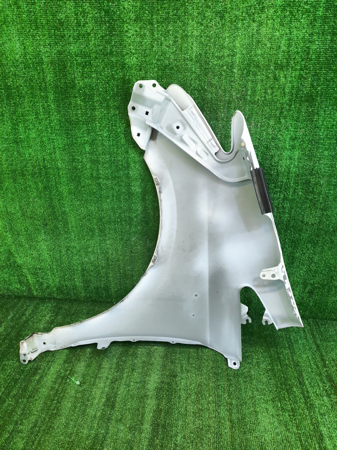 Крыло правое переднее TOYOTA PRIUS ALPHA ZVW41W, ZVW40W 8520 5 ракурс