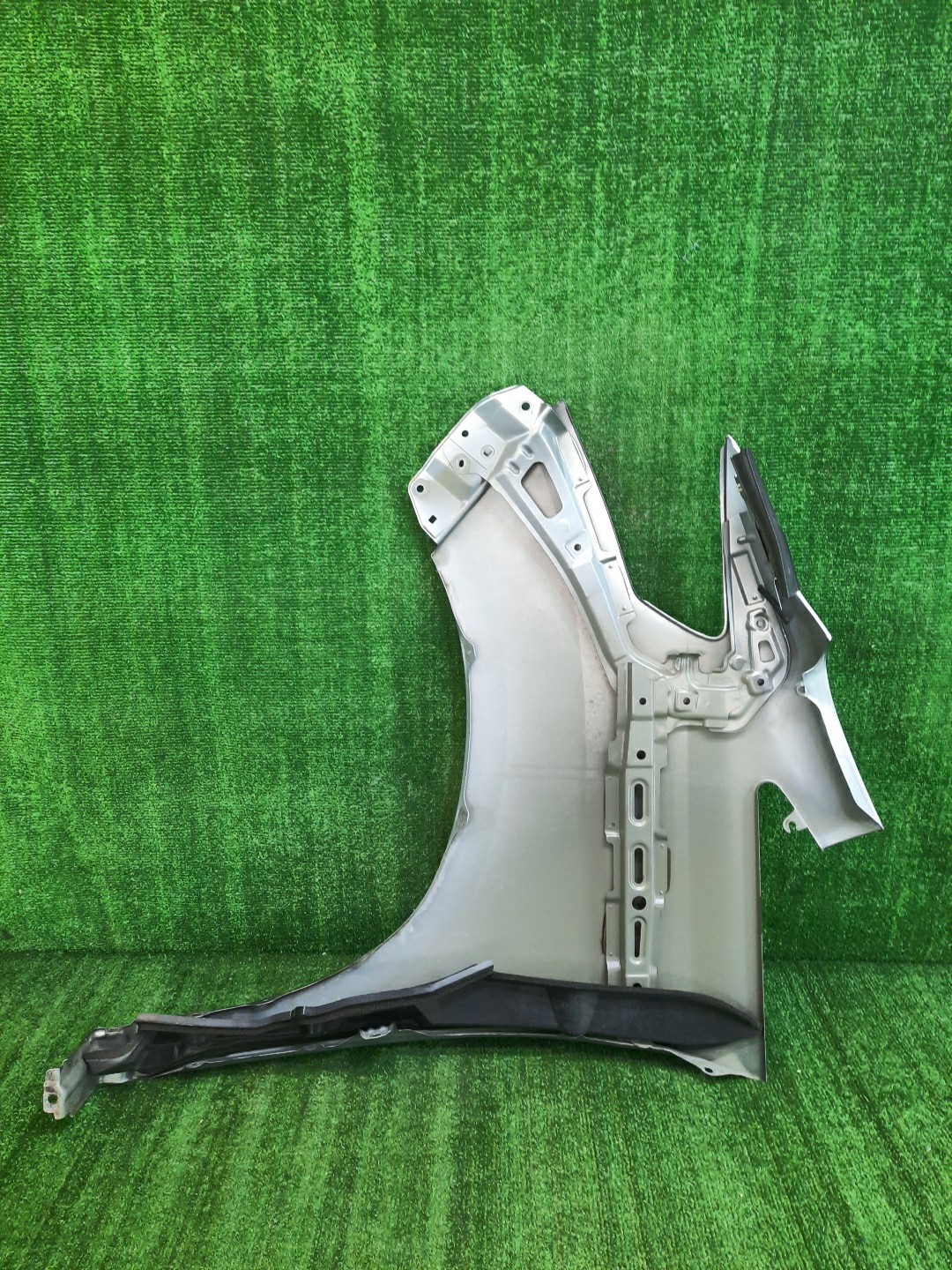 Крыло правое переднее TOYOTA ALPHARD ANH25W, GGH25W, GGH20W, ANH20W 8556 3 ракурс
