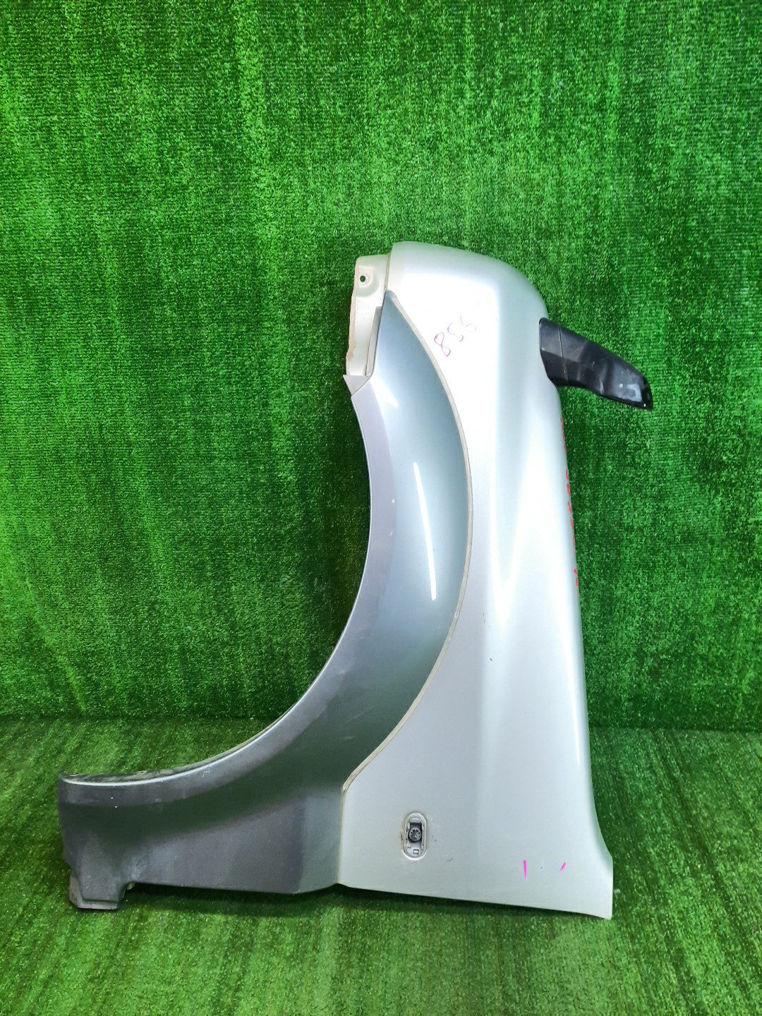 Крыло левое переднее SUZUKI JIMNY SIERRA, JIMNY WIDE JB43W, JB33W 8564 1 ракурс
