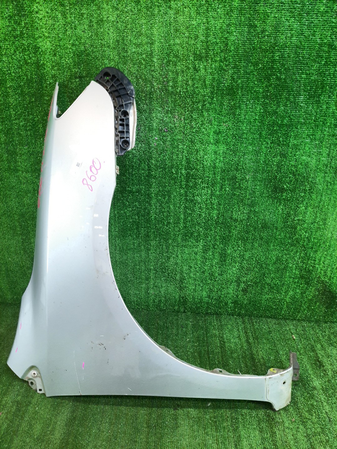 Крыло правое переднее TOYOTA COROLLA FIELDER, COROLLA  AXIO ZRE144G, ZRE142G, NZE144G, NZE141G, NZE141, NZE144, ZRE142, ZRE144 8600 1 ракурс