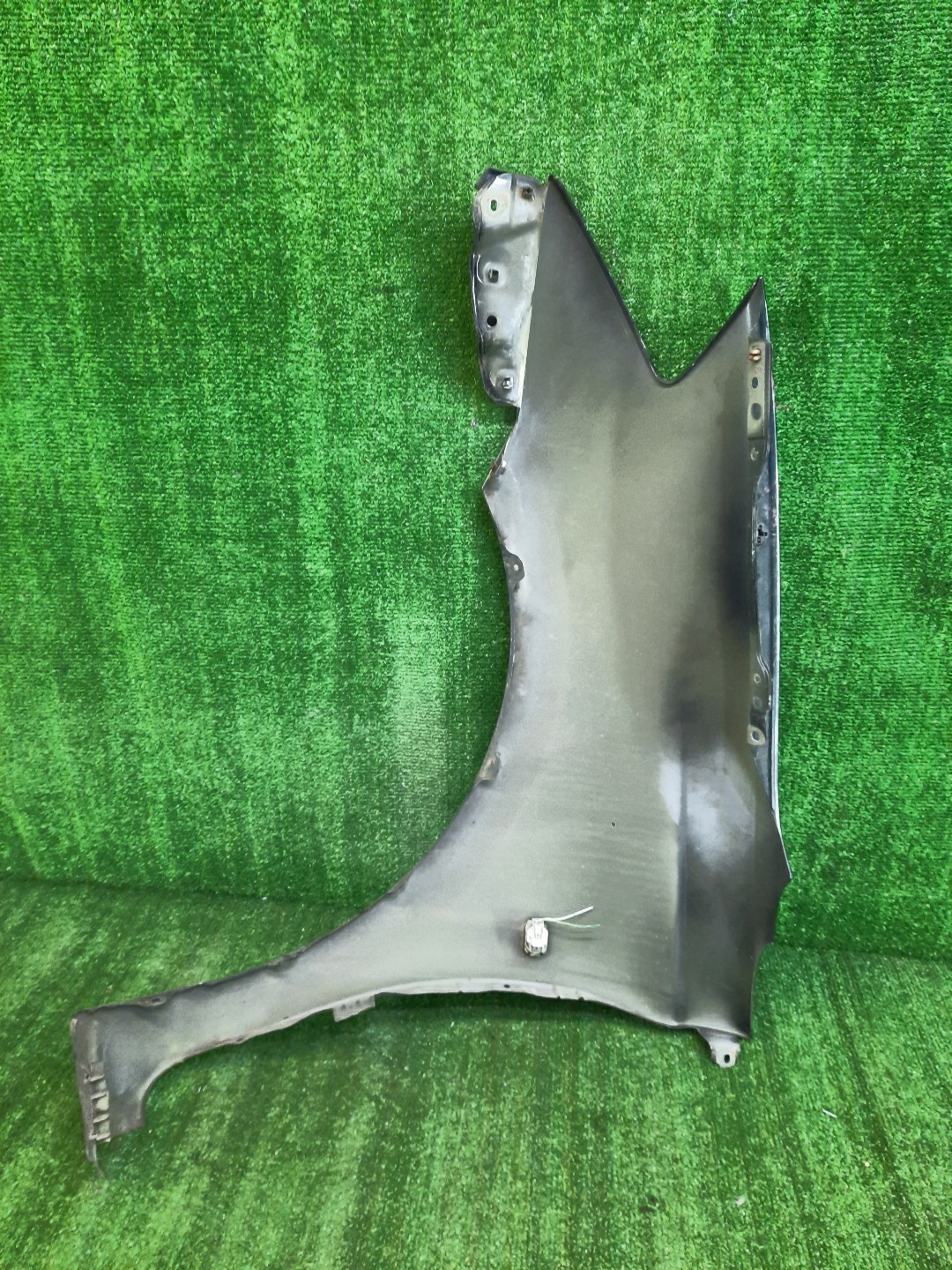 Крыло правое переднее TOYOTA CALDINA ST246W, AZT241W, AZT246W, ZZT241W 8604 3 ракурс