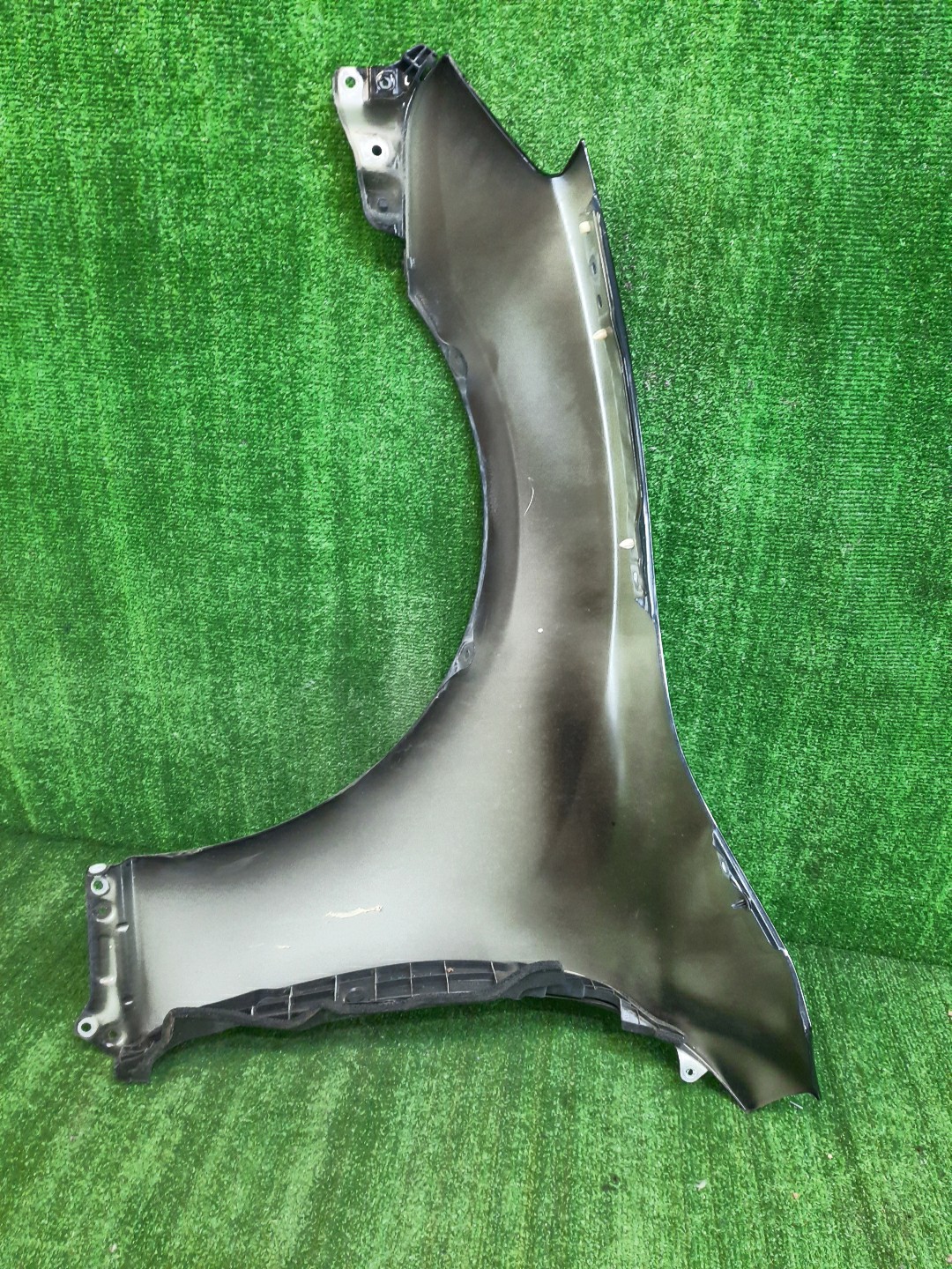 Крыло правое переднее TOYOTA MARK X GRX130, GRX133, GRX135 8606 5 ракурс