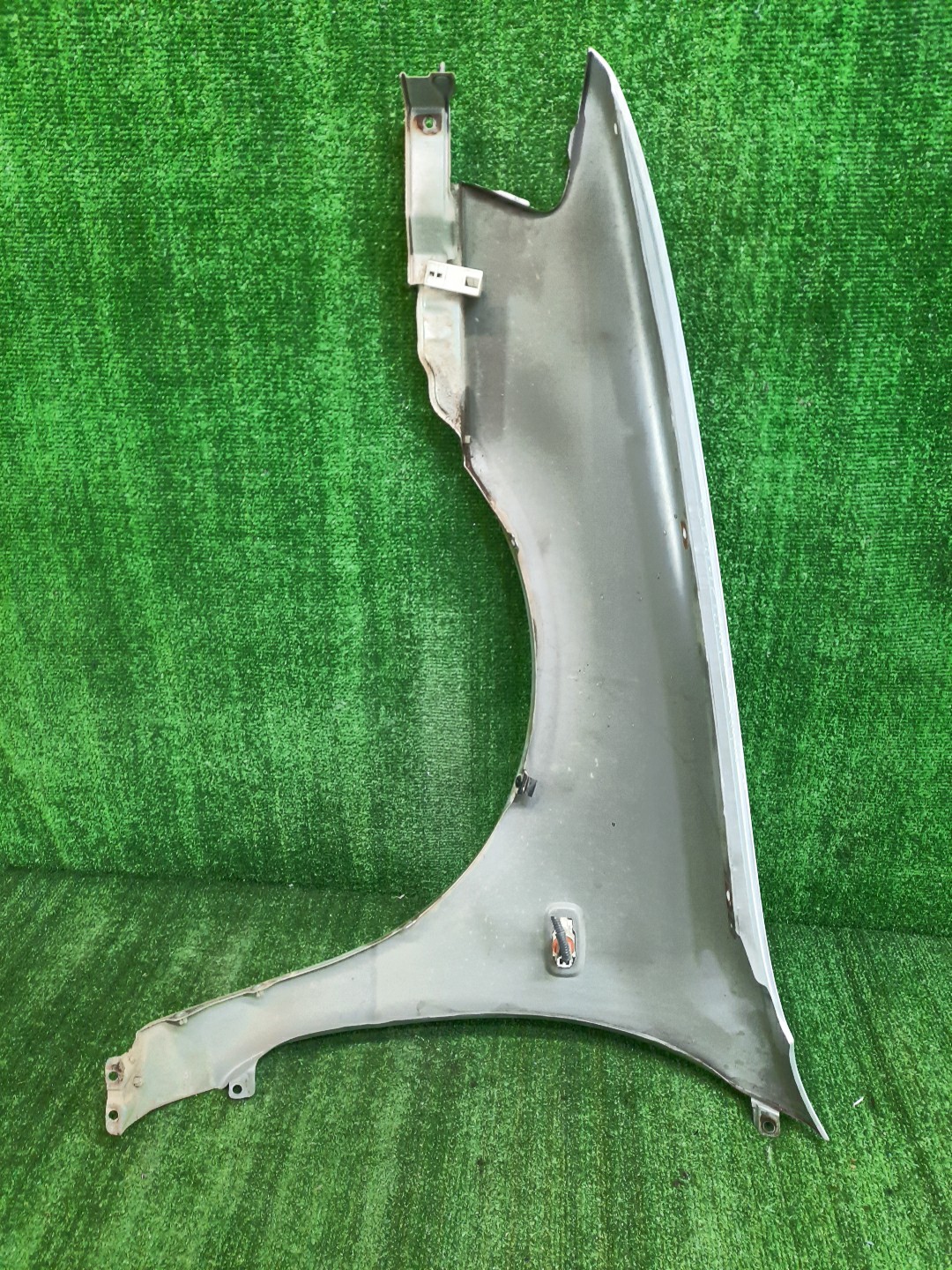 Крыло правое переднее NISSAN PRIMERA P11, WP11, QP11, HP11, HNP11, WQP11, WHP11, WHNP11 8615 4 ракурс
