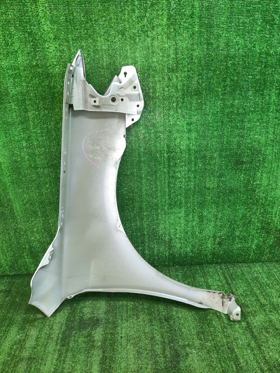 Крыло левое переднее TOYOTA CAMRY, ALTIS AHV40, GSV40, ACV40, ACV45, ACV40N, ACV45N 8672 4 ракурс
