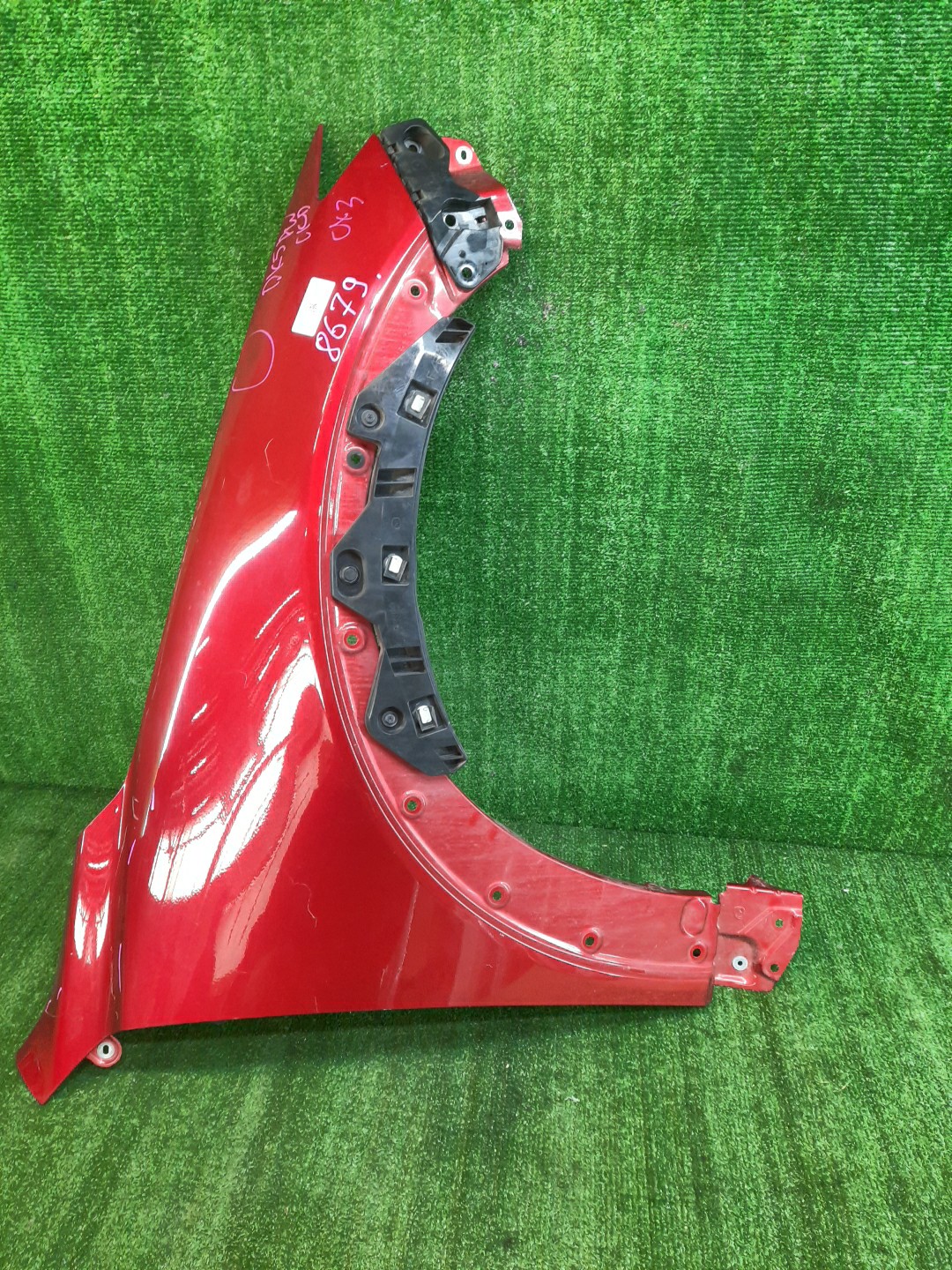 Крыло правое переднее MAZDA CX-3 DK5AW 8679 1 ракурс