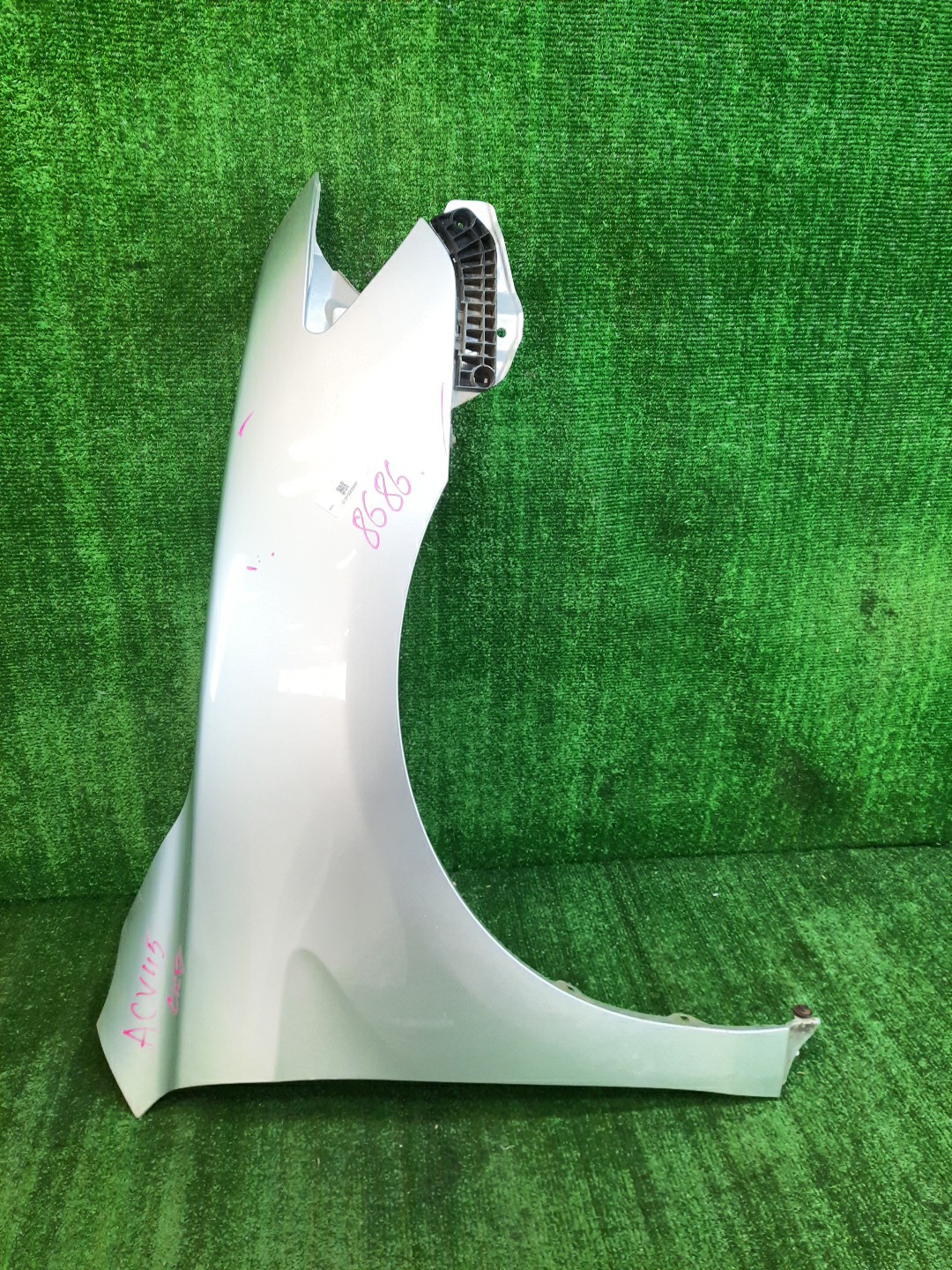Крыло правое переднее TOYOTA CAMRY, ALTIS AHV40, GSV40, ACV40, ACV45, ACV40N, ACV45N 8686 1 ракурс