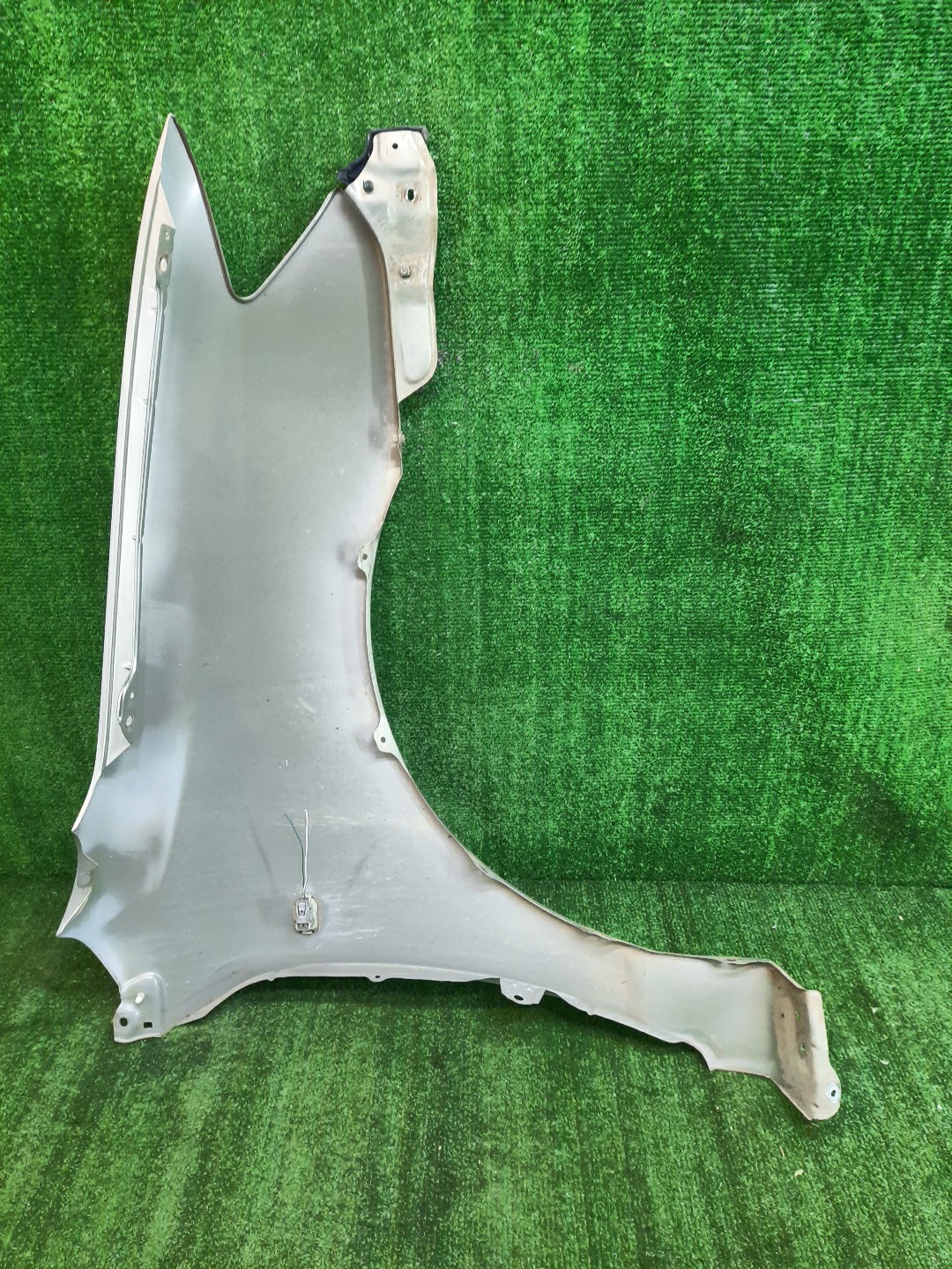 Крыло левое переднее TOYOTA COROLLA NZE121 8697 5 ракурс