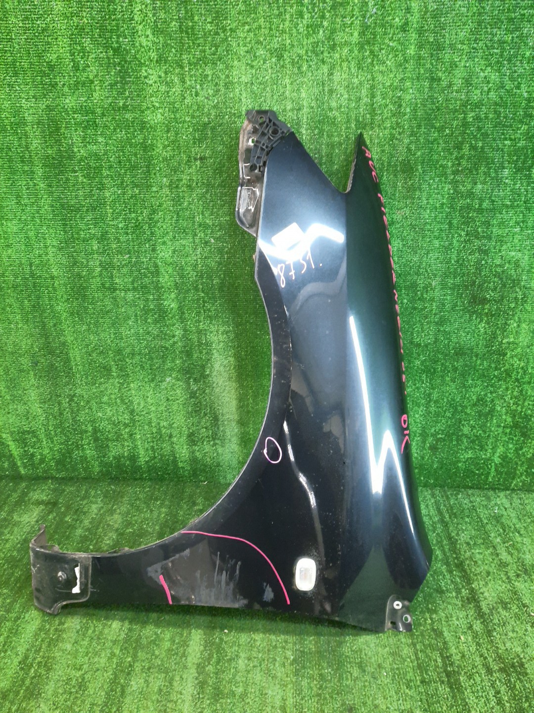 Крыло левое переднее TOYOTA COROLLA FIELDER NZE121G 8731 1 ракурс