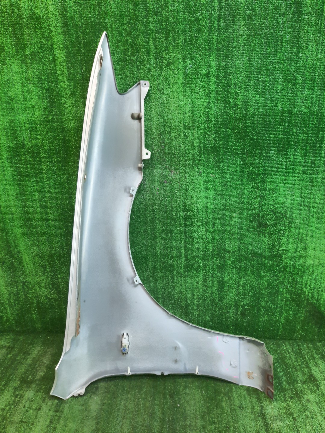 Крыло левое переднее MAZDA CAPELLA, 626 GF8P, GWEW, GW8W, GWER, GWFW, GFEP, GW5R, GF, GW 8796 5 ракурс