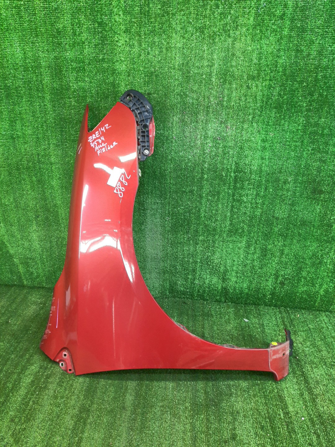 Крыло правое переднее TOYOTA COROLLA FIELDER, COROLLA  AXIO ZRE144G, ZRE142G, NZE144G, NZE141G, NZE141, NZE144, ZRE142, ZRE144 8882 1 ракурс
