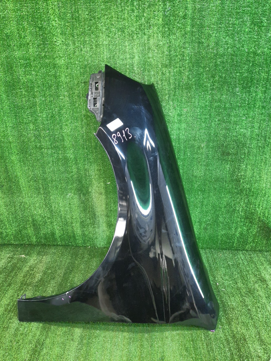 Крыло левое переднее VOLKSWAGEN GOLF, JETTA MK5, 1K5, 1K1, A5, 1K2 8913 1 ракурс