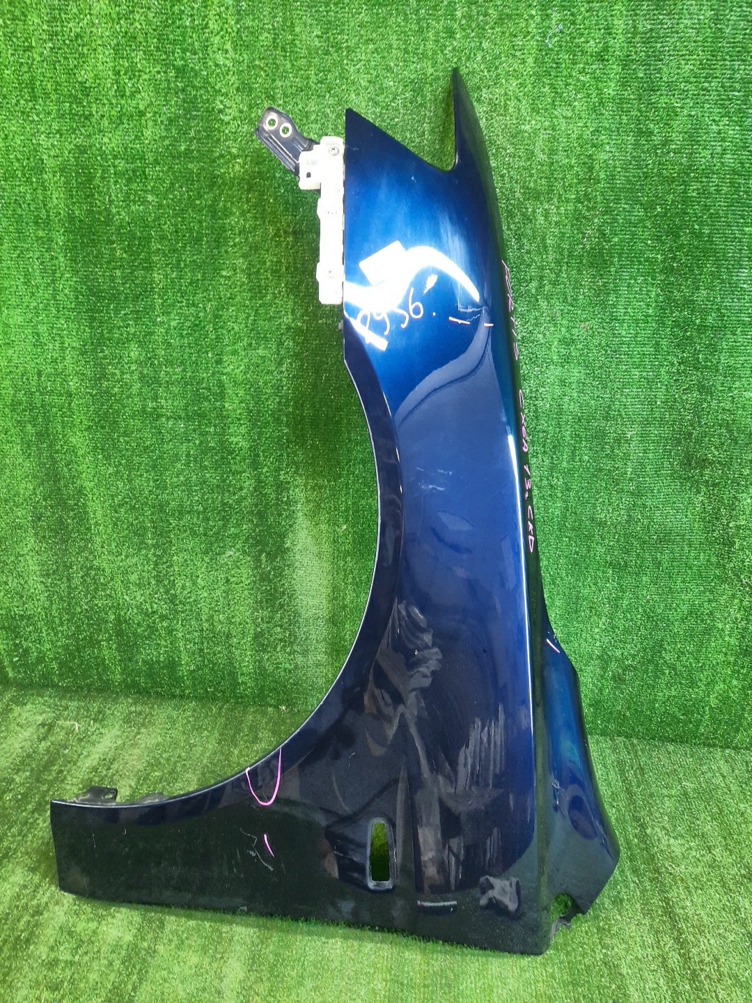 Крыло левое переднее MITSUBISHI LANCER, GALANT FORTIS CY4A, CY2A, CY3A, CY6A, CX6A, CX4A, CX3A 8956 1 ракурс