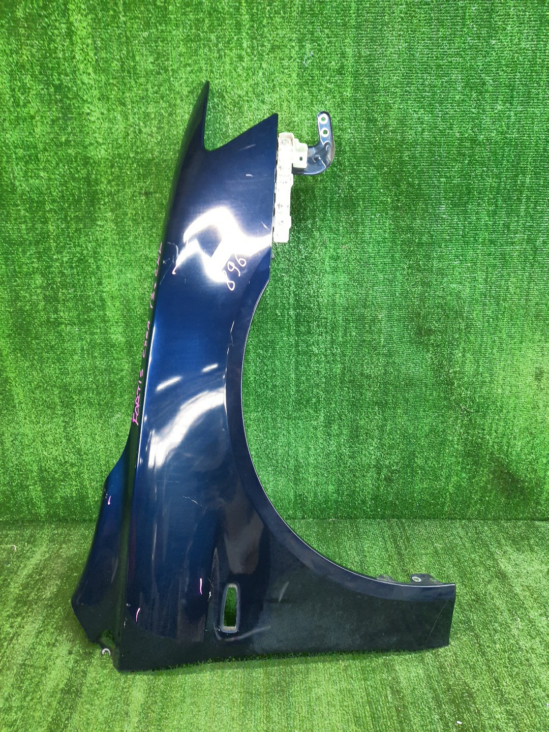 Крыло правое переднее MITSUBISHI LANCER, GALANT FORTIS CY4A, CY2A, CY3A, CY6A, CX6A, CX4A, CX3A 8965 1 ракурс