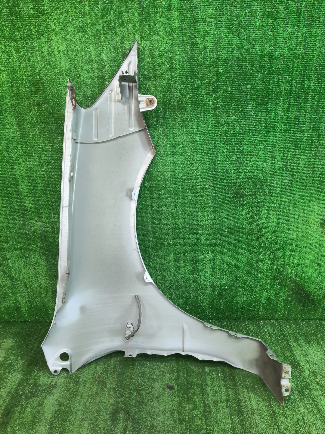 Крыло левое переднее MITSUBISHI LANCER CEDIA, LANCER CS2A, CS5W, CS5A, CS3W, CS9W, CS9A, CS1A, CS2W, CS2V, CS3A, CS6A 9105 4 ракурс
