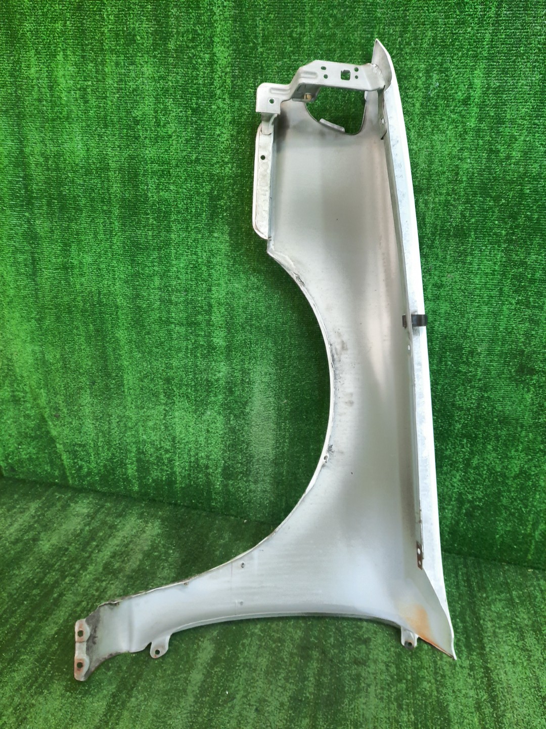 Крыло правое переднее NISSAN CEFIRO A32 9156 3 ракурс