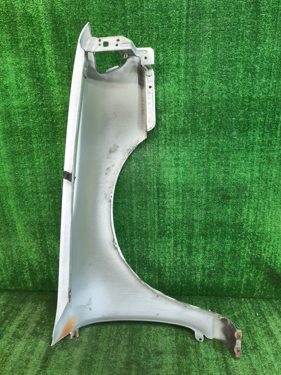 Крыло левое переднее NISSAN CEFIRO A32 9170 4 ракурс