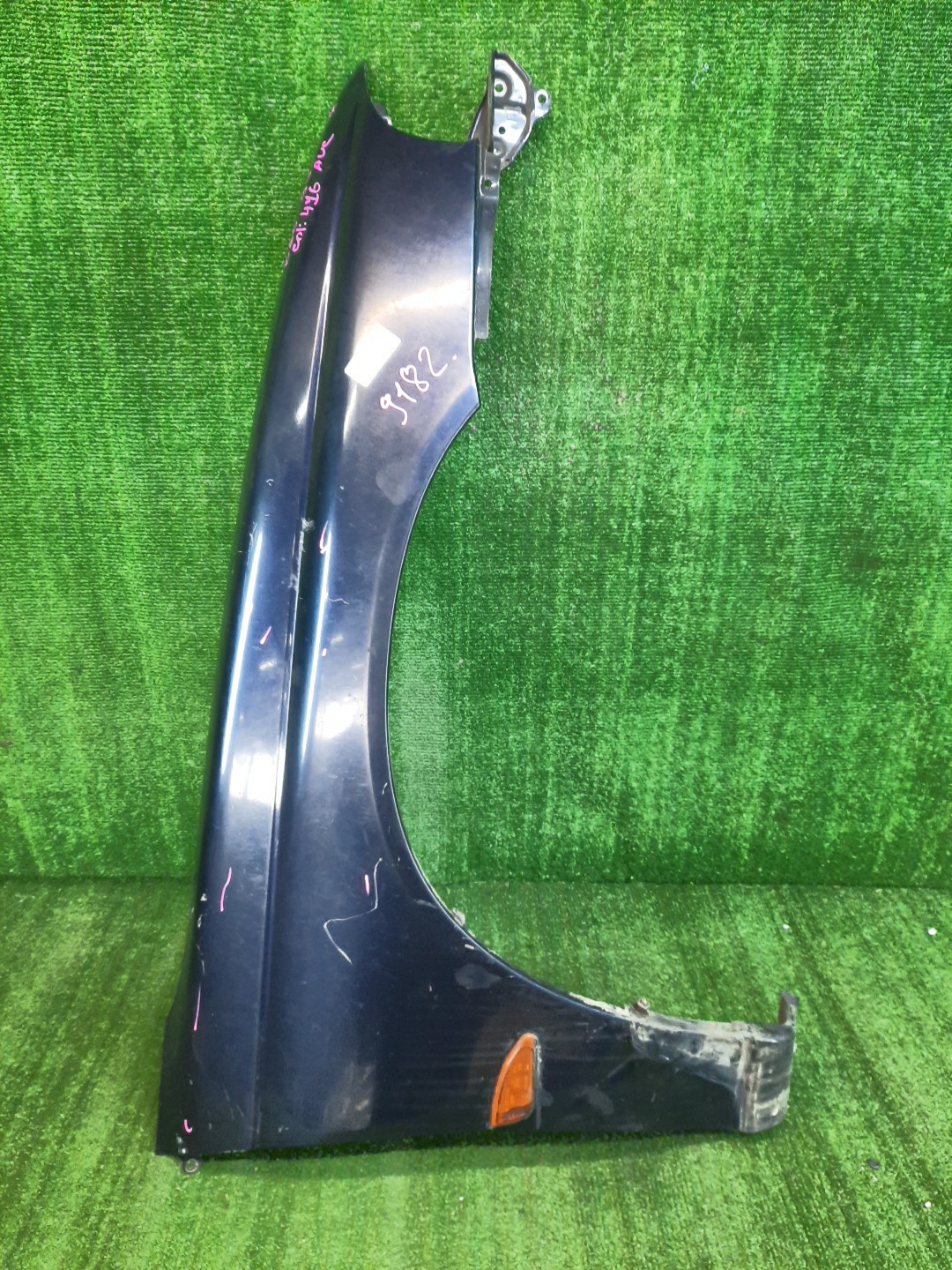 Крыло правое переднее SUBARU LEGACY BGB, BD5, BG5, BG9, BD9, BG3, BD3, BG4, BG7, BD4 9182 1 ракурс