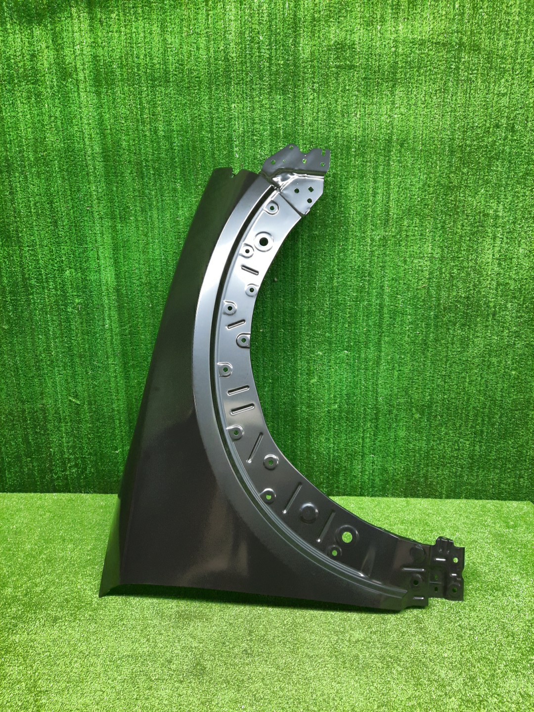 Крыло правое переднее MAZDA CX-30 DMEP DFR5-52-110 1 ракурс