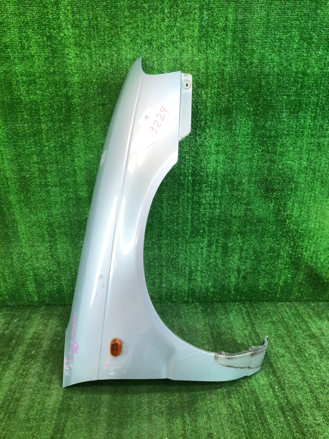 Крыло правое переднее SUZUKI CULTUS GC21S, GC21W, GC41W, GD31W, GD21S, GD31S, GA11S 9224 1 ракурс