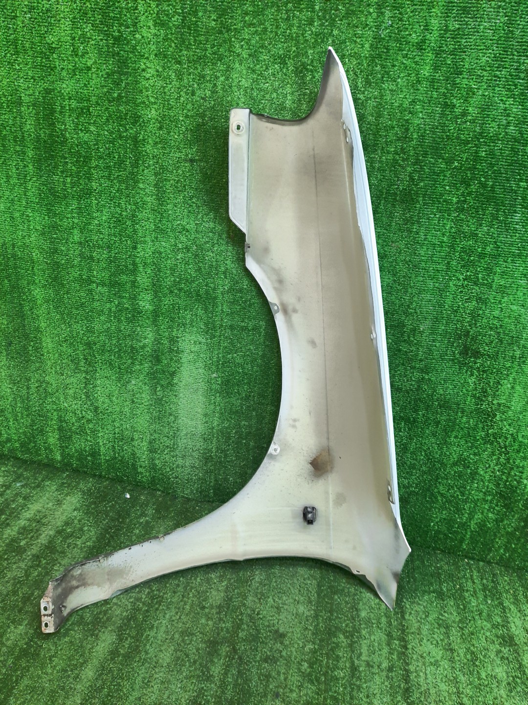 Крыло правое переднее SUZUKI CULTUS GC21S, GC21W, GC41W, GD31W, GD21S, GD31S, GA11S 9224 3 ракурс