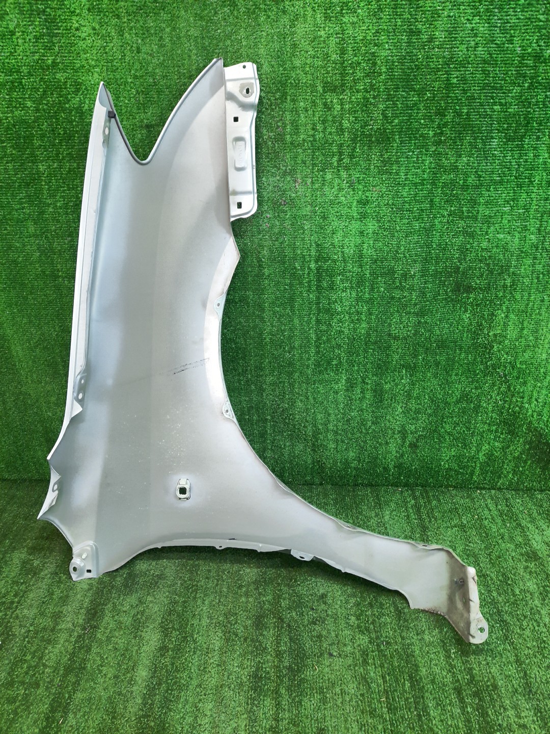 Крыло левое переднее TOYOTA ALLEX NZE121 9261 4 ракурс
