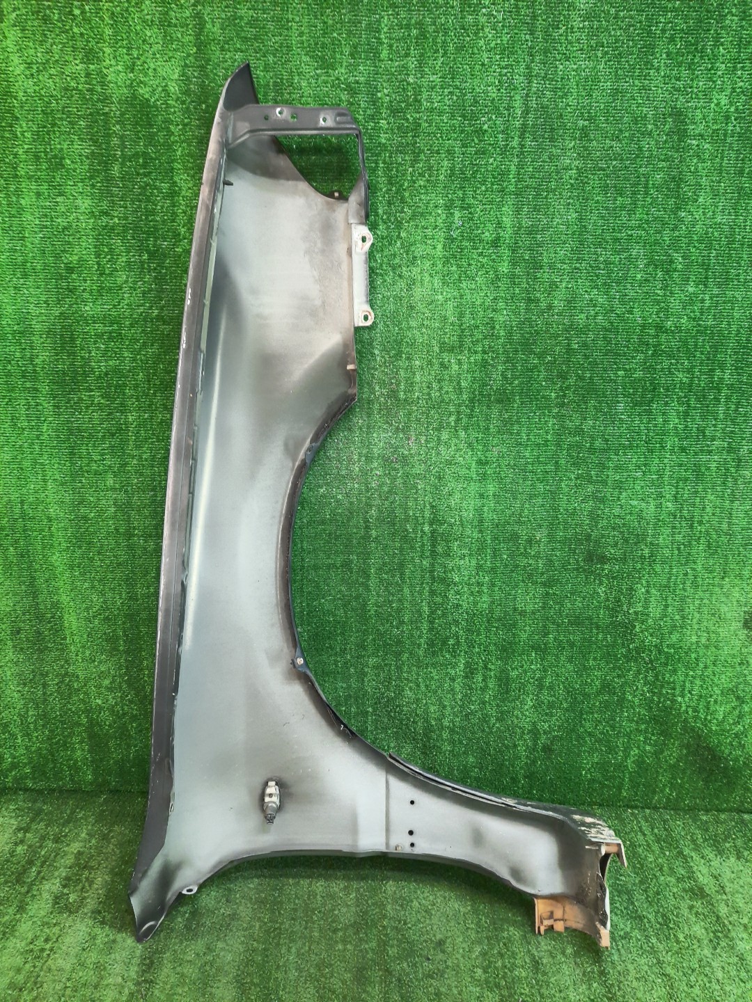 Крыло левое переднее MITSUBISHI DIAMANTE F25A, F12A, F13A, F15A, F17A, F27A, F11A, GL3W 9265 4 ракурс