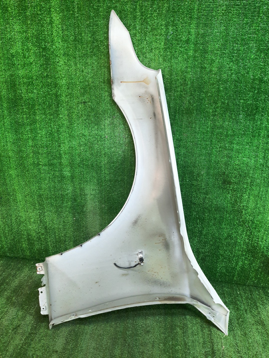 Крыло правое переднее BMW 5-Series, 530i, 540i, 520i, 523i, 525i, 530xi, 545i, 550i, 525xi E61, E60 9322 2 ракурс