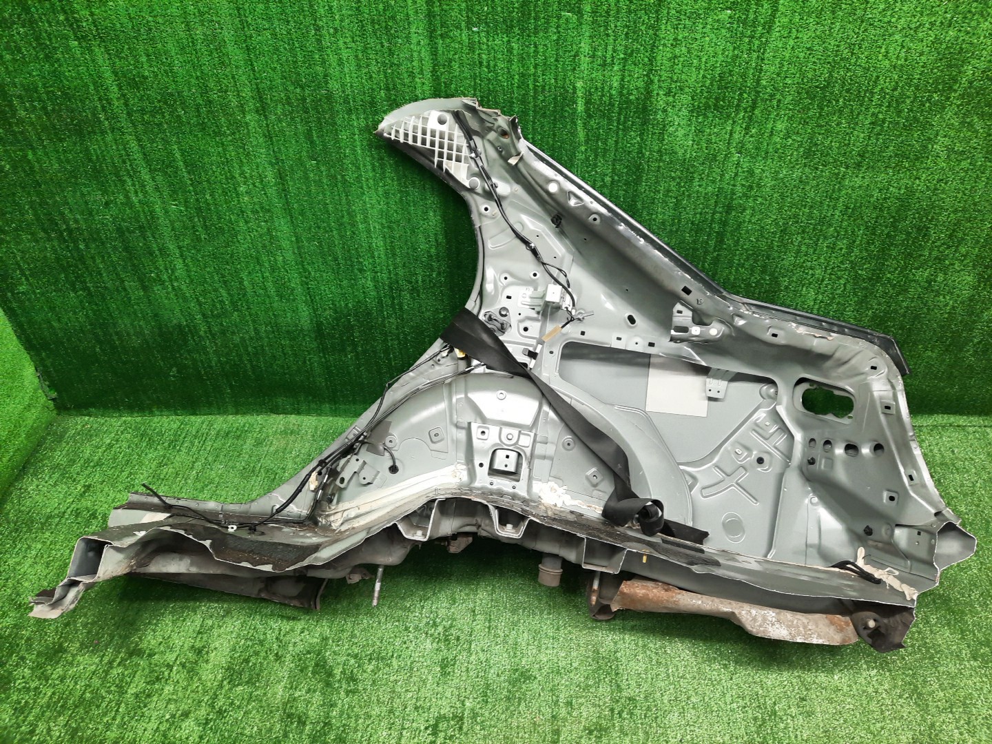 Крыло правое заднее MAZDA ATENZA GG3S 9331 4 ракурс
