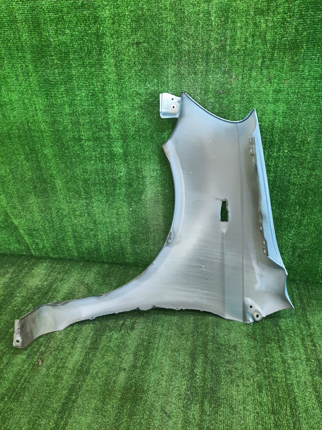 Крыло правое переднее TOYOTA VITZ, YARIS SCP10, NCP10, SCP13, NCP15, NCP11, NCP13 9390 3 ракурс