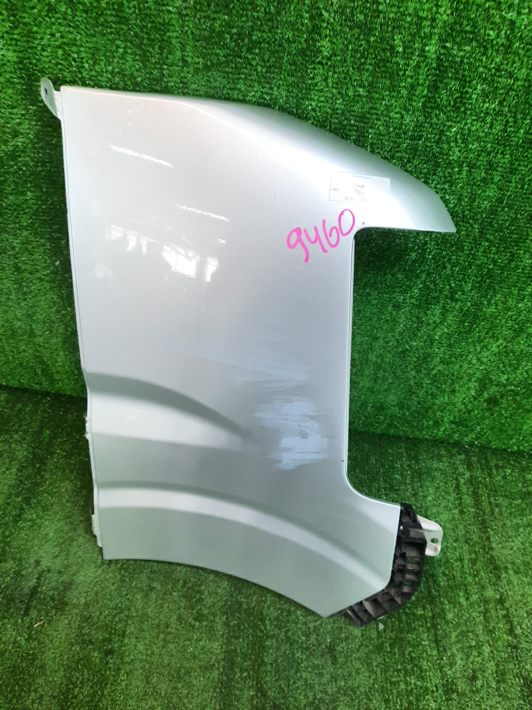 Крыло правое переднее NISSAN NV100 CLIPPER, EVERY DR17V, DA17W 9460 1 ракурс