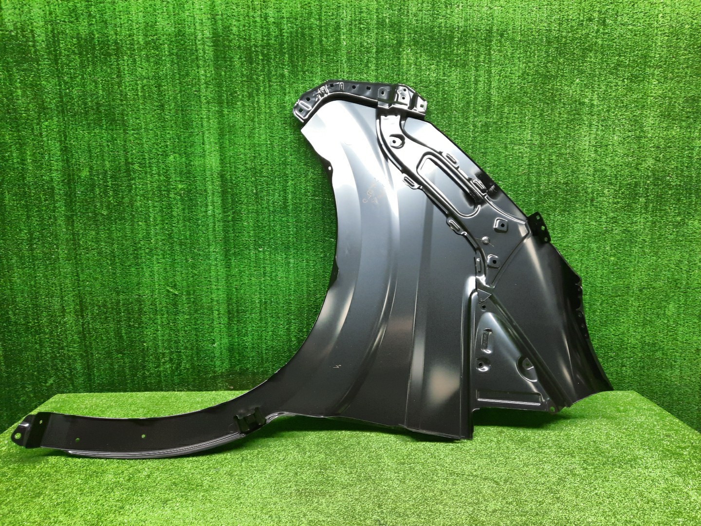 Крыло правое переднее TOYOTA GRANACE GDH303W 53801-26050 3 ракурс