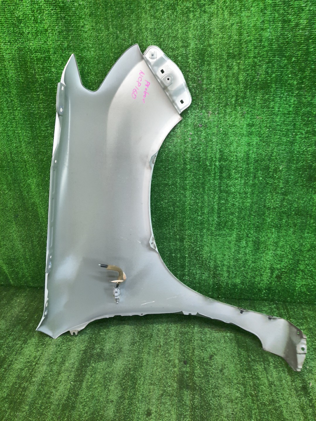 Крыло левое переднее TOYOTA PROBOX, SUCCEED NSP160V, NCP160V, NCP165V, NHP160V 9595 3 ракурс