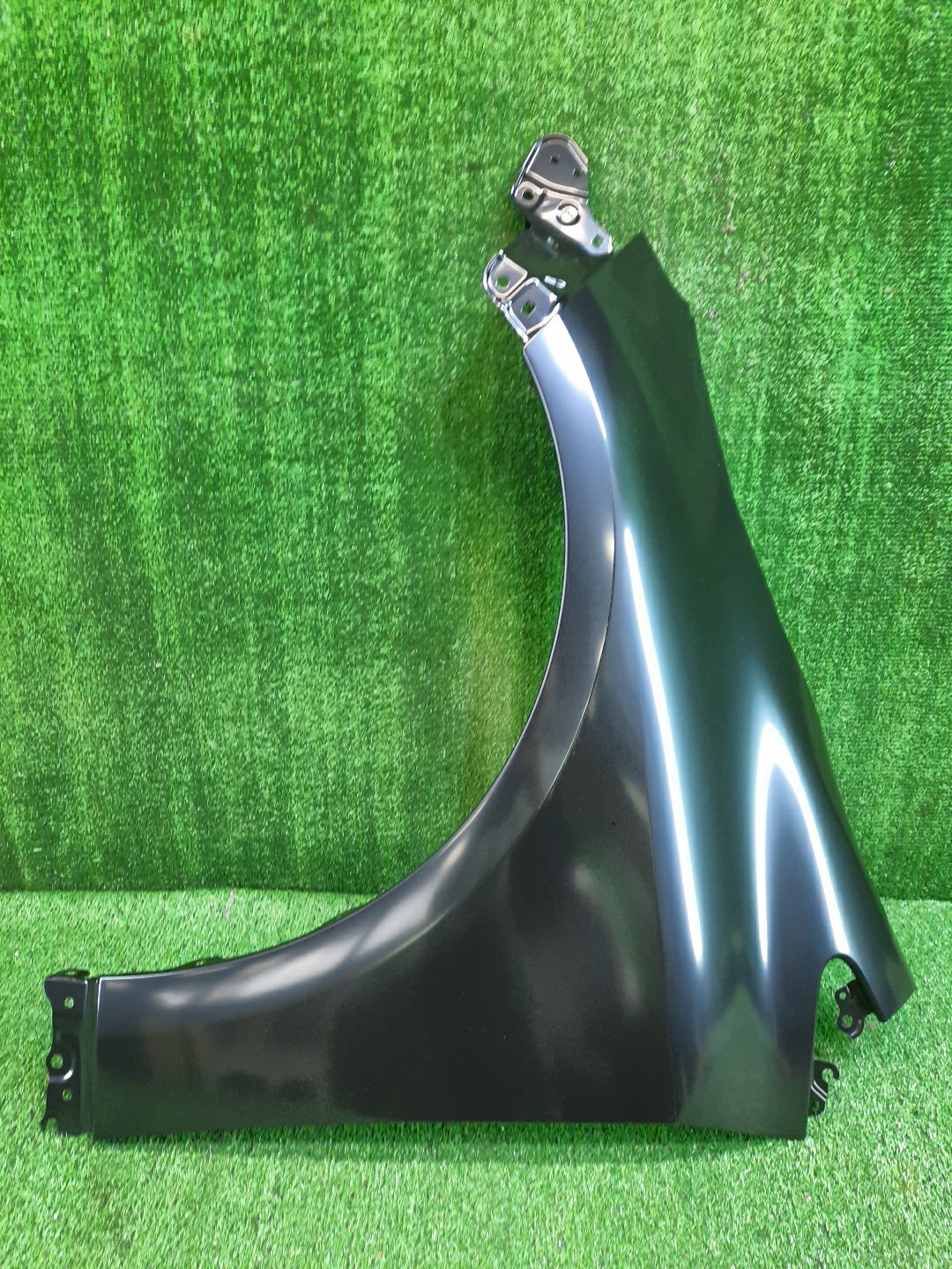Крыло левое переднее TOYOTA COROLLA ZWE211, ZRE212, NRE210, ZWE214, ZWE214W, ZWE211W, NRE210W, ZRE212W 53802-12B20 1 ракурс
