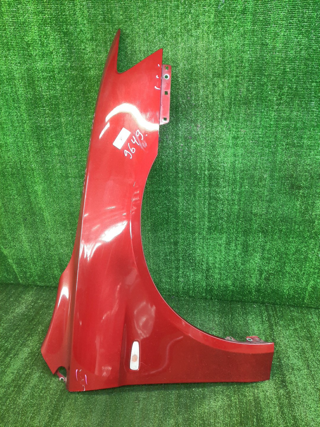 Крыло правое переднее MITSUBISHI LANCER, GALANT FORTIS CY4A, CY2A, CY3A, CY6A, CX6A, CX4A, CX3A 9649 1 ракурс